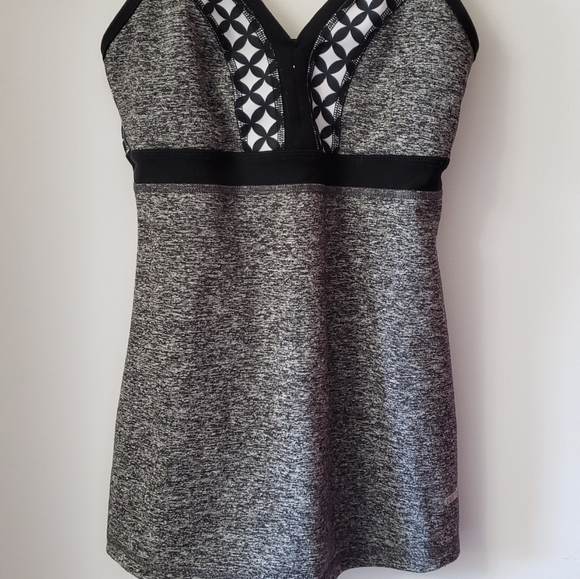 Athletic Tops | Small - Picture 10 of 15